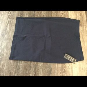 Navy skirt
